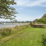 By The Bay A Thatched House Lies So Beautifully Casa vacanze